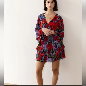 NWT Elliatt Thea Shirt and Tiered Mini Skirt SET!! Size Small